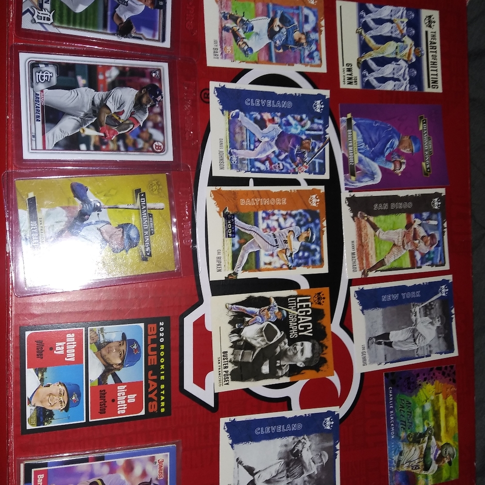 Nice mlb lot with rookies and hofamers